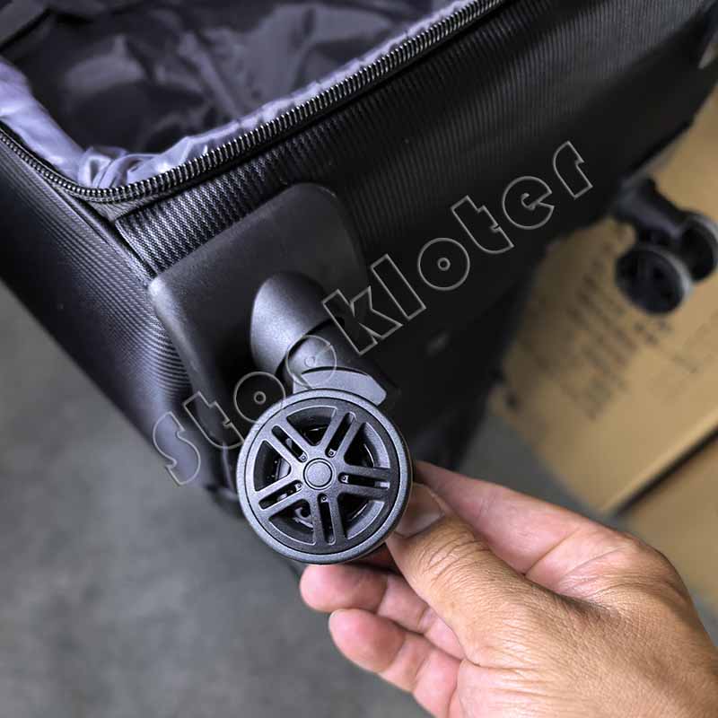 Surplus Stock Travel Trolley Luggages